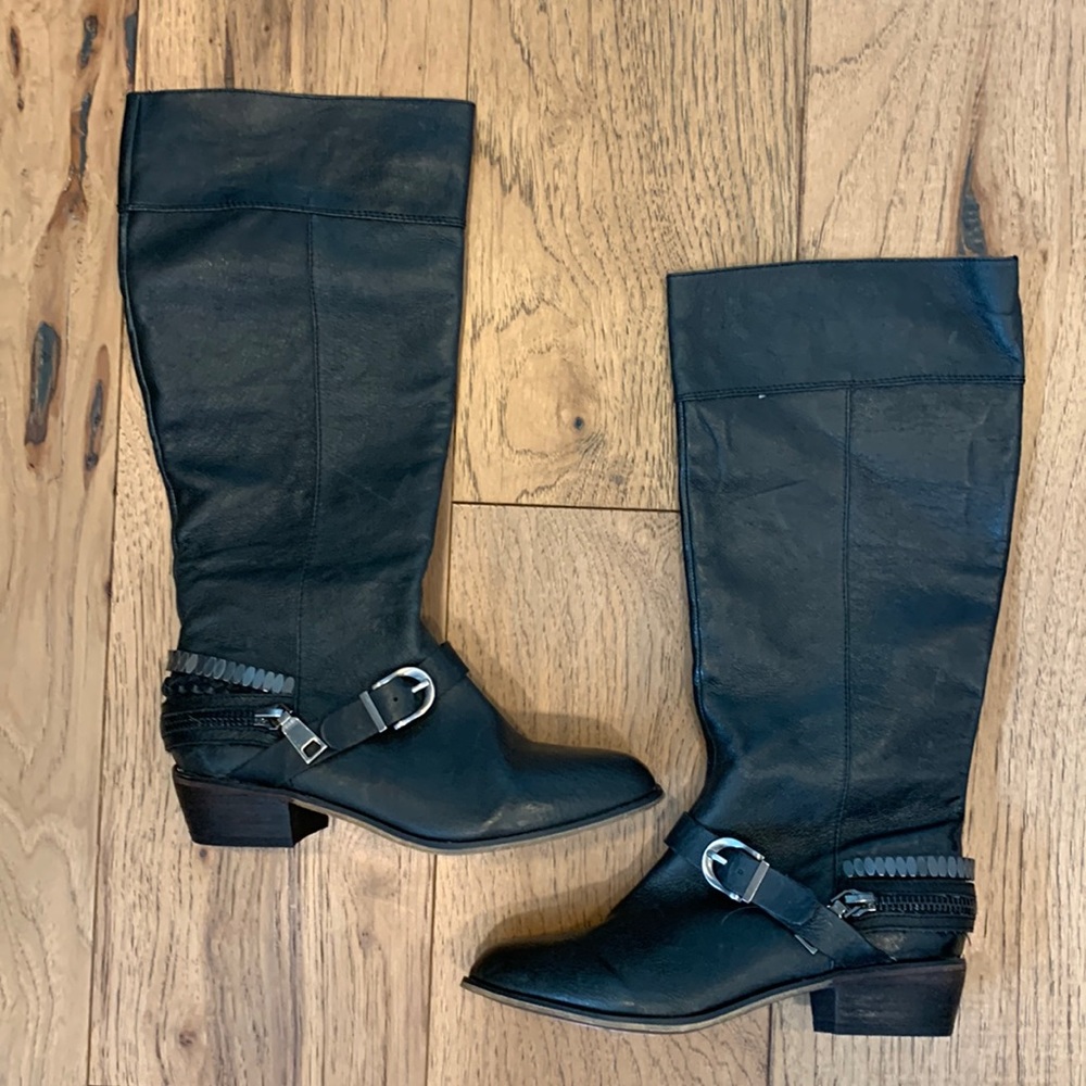 New Chinese Laundry boots size 8